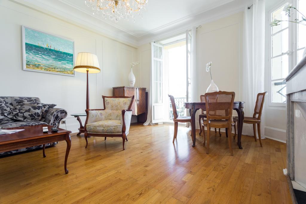 Appartement Claire Deluxe Cannes Habitación foto